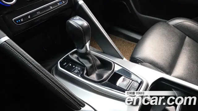 Renault-KoreaSamsung Koleos 2023 thumb 8
