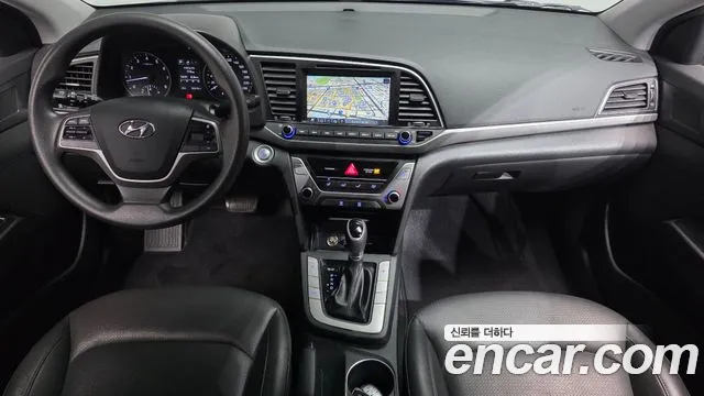 Hyundai Avante 2017 thumb 6