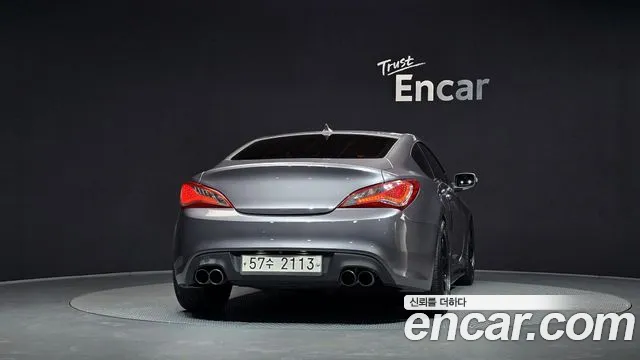 Hyundai Genesis 2009 thumb 4