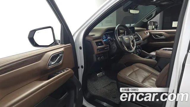ChevroletGMDaewoo Tahoe 2022 thumb 10