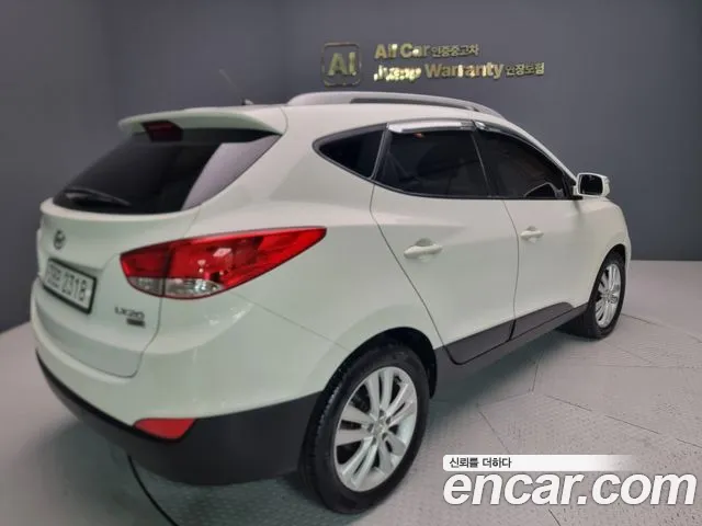 Hyundai Tucson 2010 thumb 2