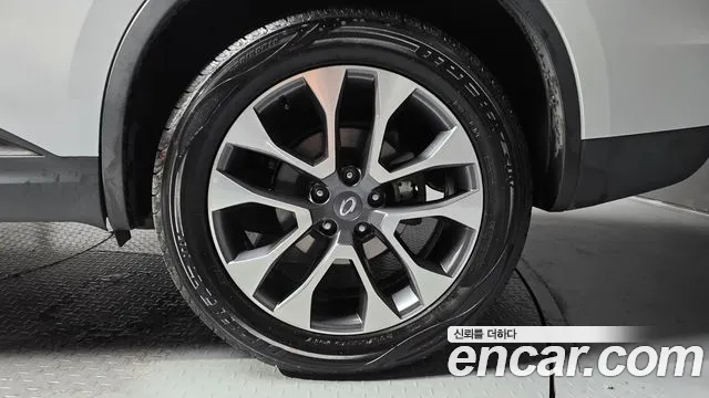 Renault-KoreaSamsung Koleos 2019 thumb 5