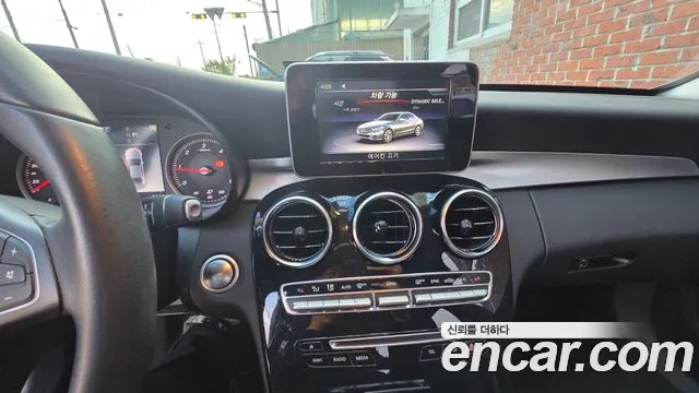 Mercedes-Benz C-Класс 2018 thumb 9