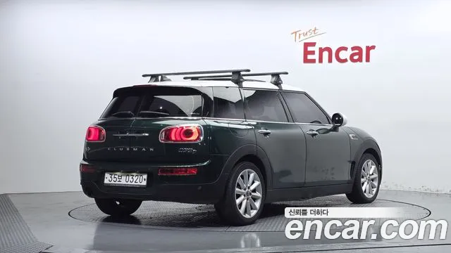 MINI Clubman 2016 thumb 2