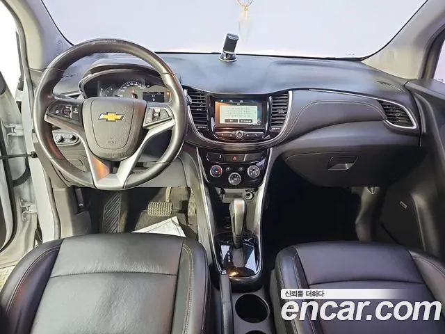 ChevroletGMDaewoo Tracker 2016 thumb 5