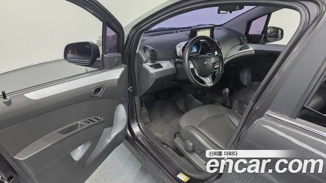 ChevroletGMDaewoo Spark 2015 thumb 10