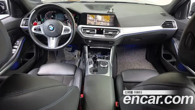 BMW 3-Series 2021 thumb 6