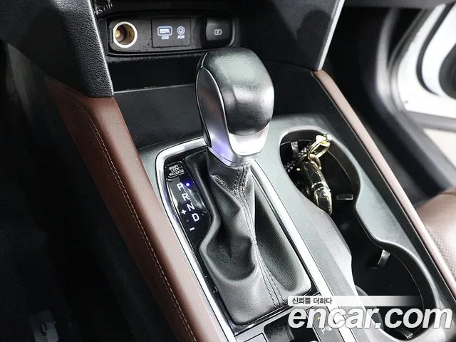 Hyundai Santa Fe 2020 thumb 9