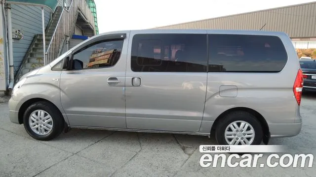Hyundai Starex 2017 thumb 7