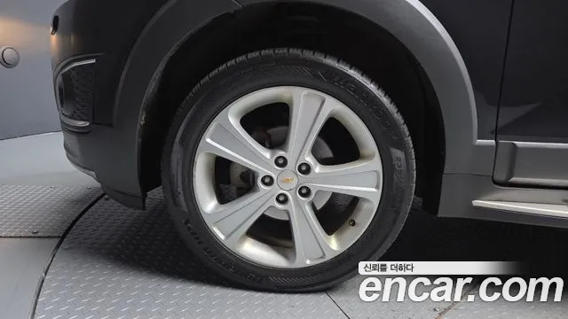 ChevroletGMDaewoo Captiva 2014 thumb 5