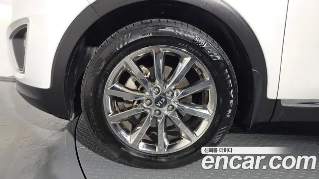 Kia Sorento 2015 thumb 5