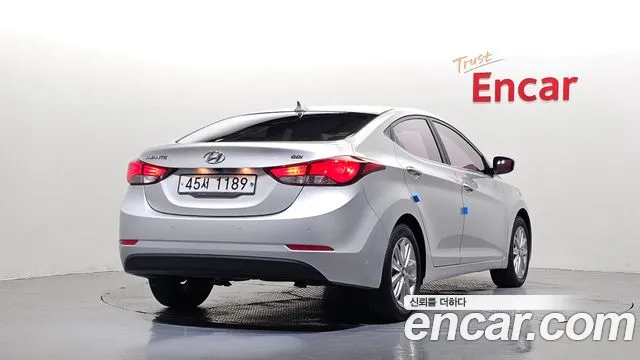 Hyundai Avante 2015 thumb 2