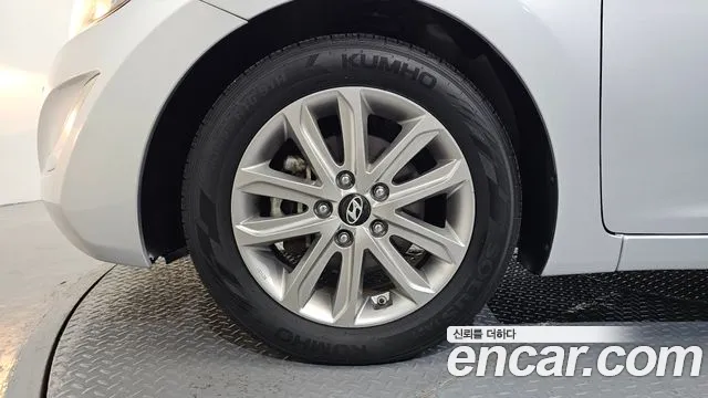 Hyundai Avante 2015 thumb 5