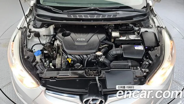 Hyundai Avante 2015 thumb 6