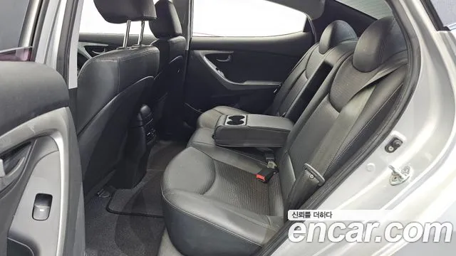 Hyundai Avante 2015 thumb 11