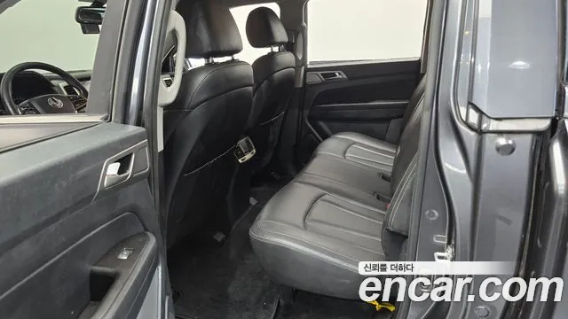KG_Mobility_Ssangyong Rexton 2018 thumb 11