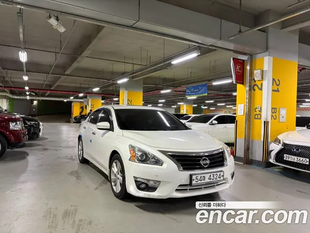 Nissan Altima 2015 thumb 2