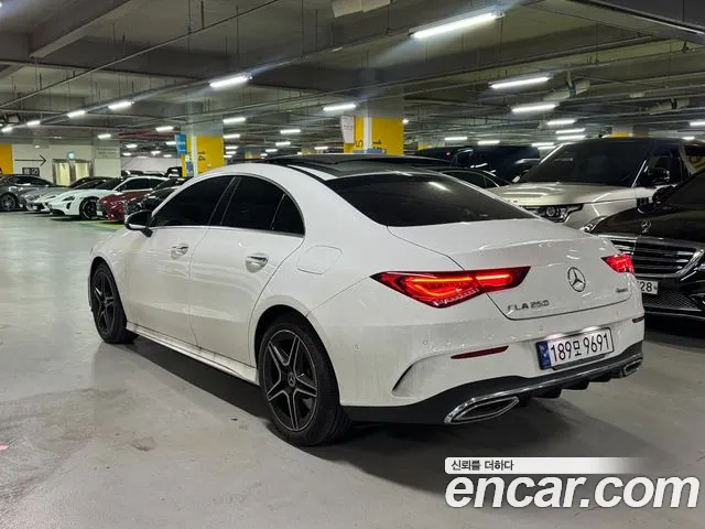 Mercedes-Benz CLA 2023 thumb 4