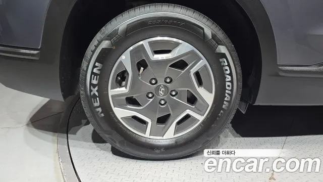 Hyundai Santa Fe 2023 thumb 5