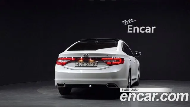 Hyundai Grandeur 2015 thumb 4