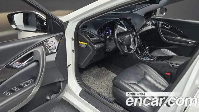 Hyundai Grandeur 2015 thumb 10