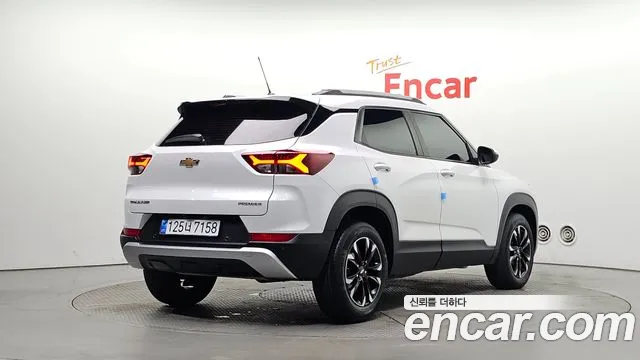 ChevroletGMDaewoo TrailBlazer 2021 thumb 2
