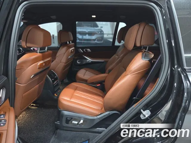 BMW X7 2025 thumb 12