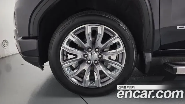 GMC Sierra 2023 thumb 4