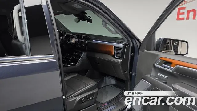 GMC Sierra 2023 thumb 10