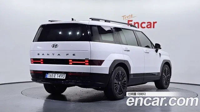 Hyundai Santa Fe 2023 thumb 2