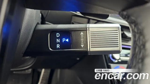 Hyundai Santa Fe 2023 thumb 9