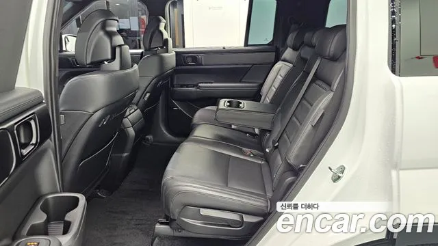 Hyundai Santa Fe 2023 thumb 12