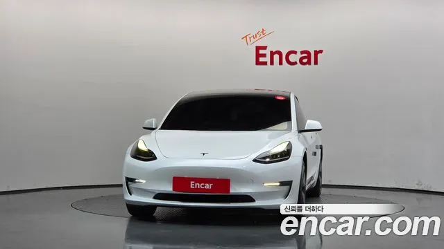 Tesla Model 3 2021 thumb 3