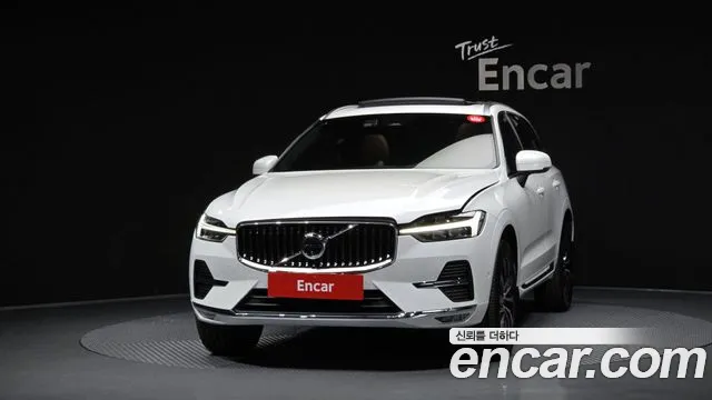 Volvo XC60 2025 thumb 3