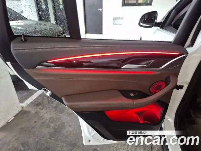 BMW X4 2021 thumb 6