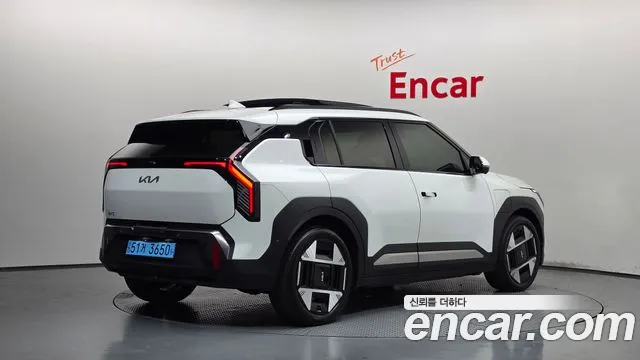 Kia EV3 2024 thumb 2