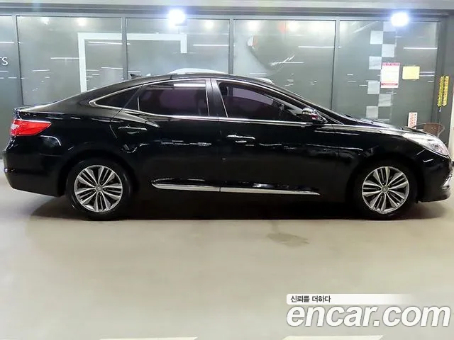 Hyundai Grandeur 2016 thumb 3
