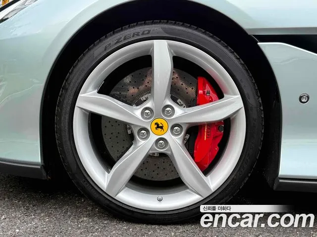 Ferrari Portofino 2018 thumb 5