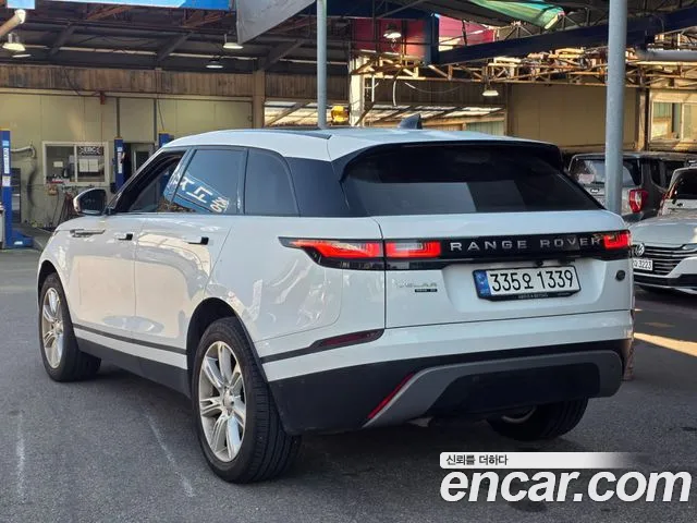 Land Rover Range Rover Velar 2017 thumb 2