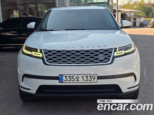 Land Rover Range Rover Velar 2017 thumb 3