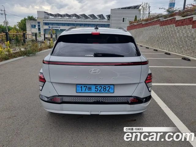 Hyundai Kona 2025 thumb 2