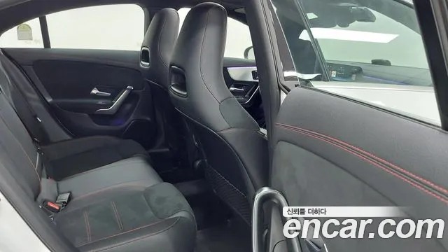 Mercedes-Benz CLA 2026 thumb 10