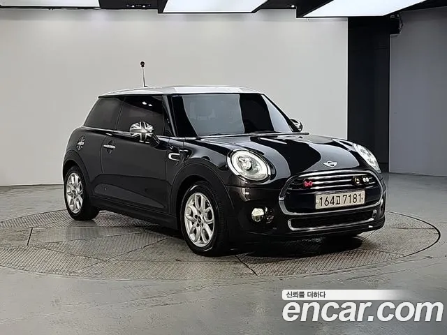 MINI Hatch 2016 thumb 2