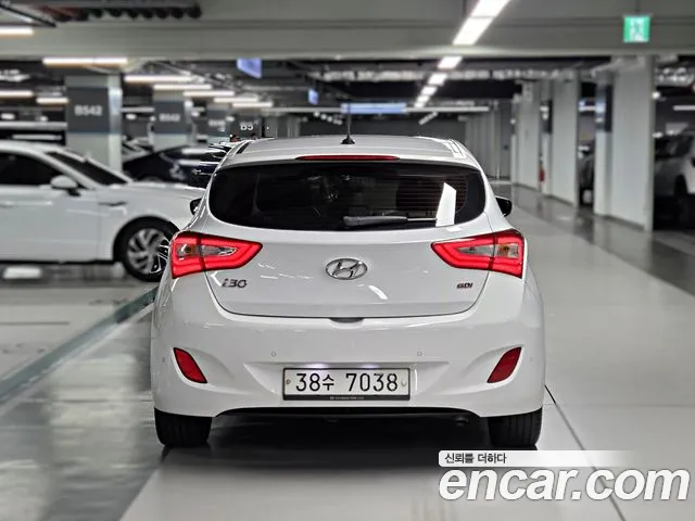 Hyundai i30 2012 thumb 4