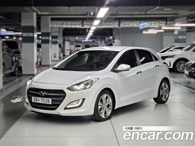 Hyundai i30 2012 thumb 12