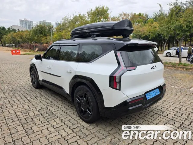 Kia EV9 2023 thumb 5