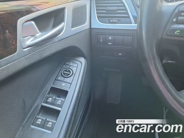 Hyundai Genesis 2016 thumb 5