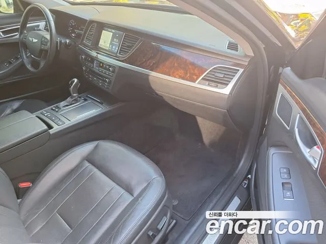 Hyundai Genesis 2016 thumb 7