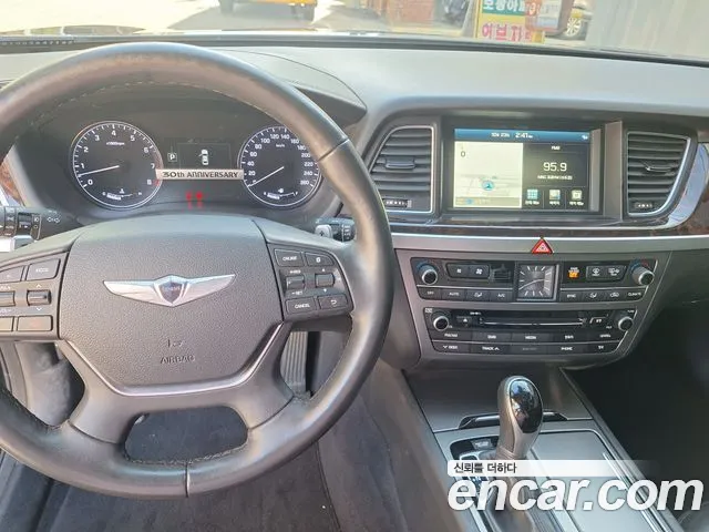 Hyundai Genesis 2016 thumb 8