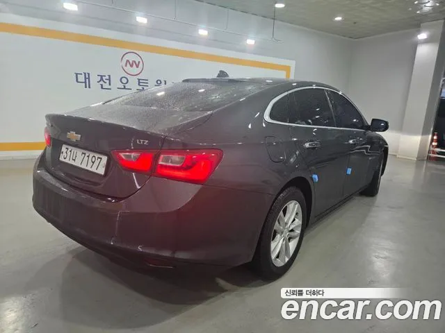 ChevroletGMDaewoo Malibu 2017 thumb 2